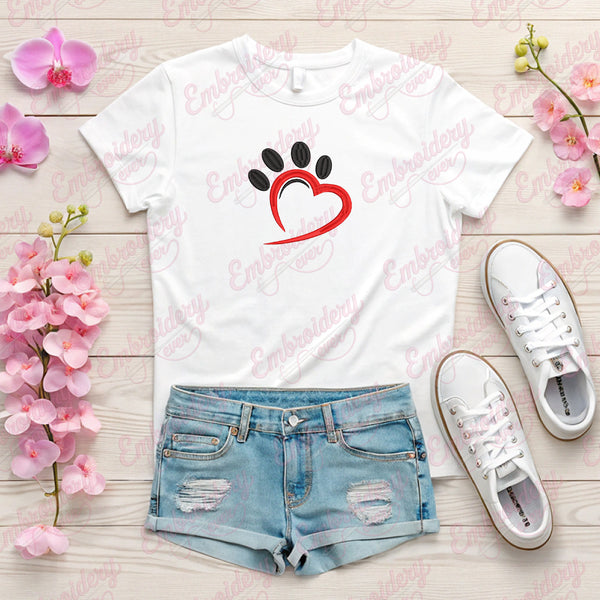 Beautiful Heart Paw Embroidery Design