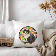 Bicolor Cat Embroidery Design