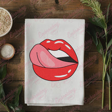 Lips Machine Embroidery Design